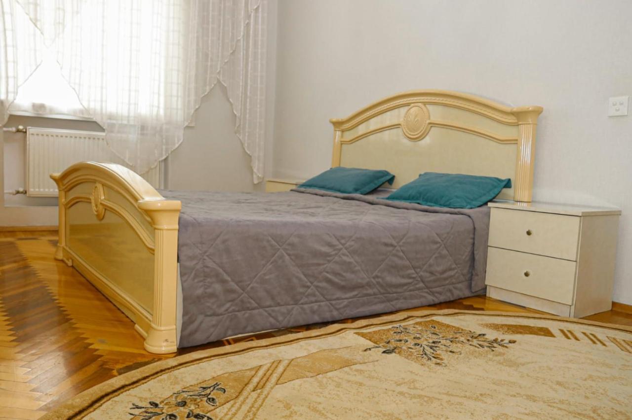 Azneft Royal Suite Apartment Sea View Baku Exterior foto