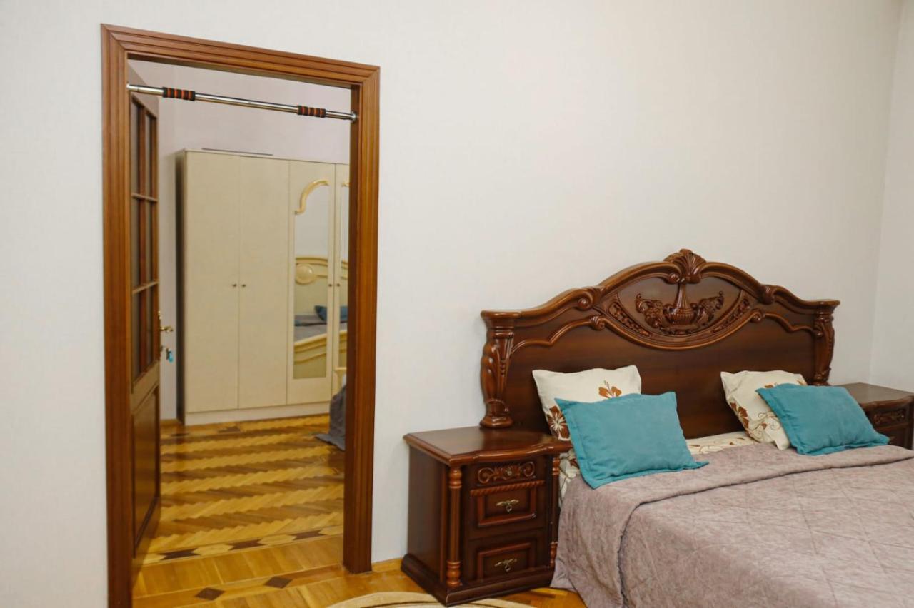 Azneft Royal Suite Apartment Sea View Baku Exterior foto